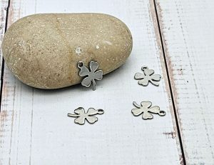WSH186 20 breloques trèfles acier inoxydable