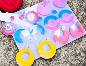 WSH414 Moule en silicone 27 empreintes pendentifs irréguliers – spécial résine UV, époxy ou FIMO