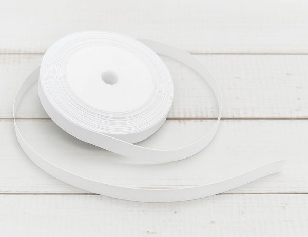 Ruban satin blanc 22 mètres – Largeur 10 mm